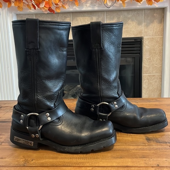 ELEMENT square toe black motorcycle boots. Barely worn. - Picture 2 of 9